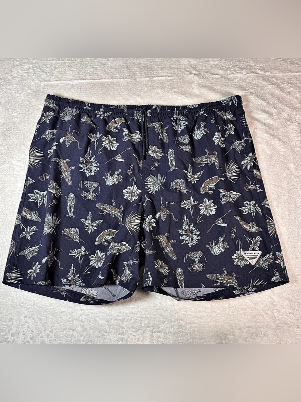 Columbia PFG Rambler Water Shorts Men’s XXL Navy Everglades Print Swim Fishing